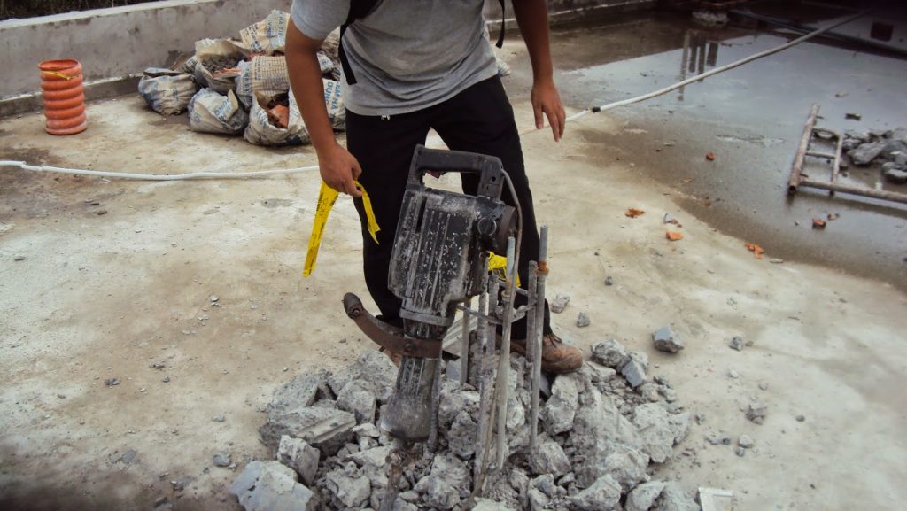 khoan cắt bê tông tại khu công nghiệp hòa lạc